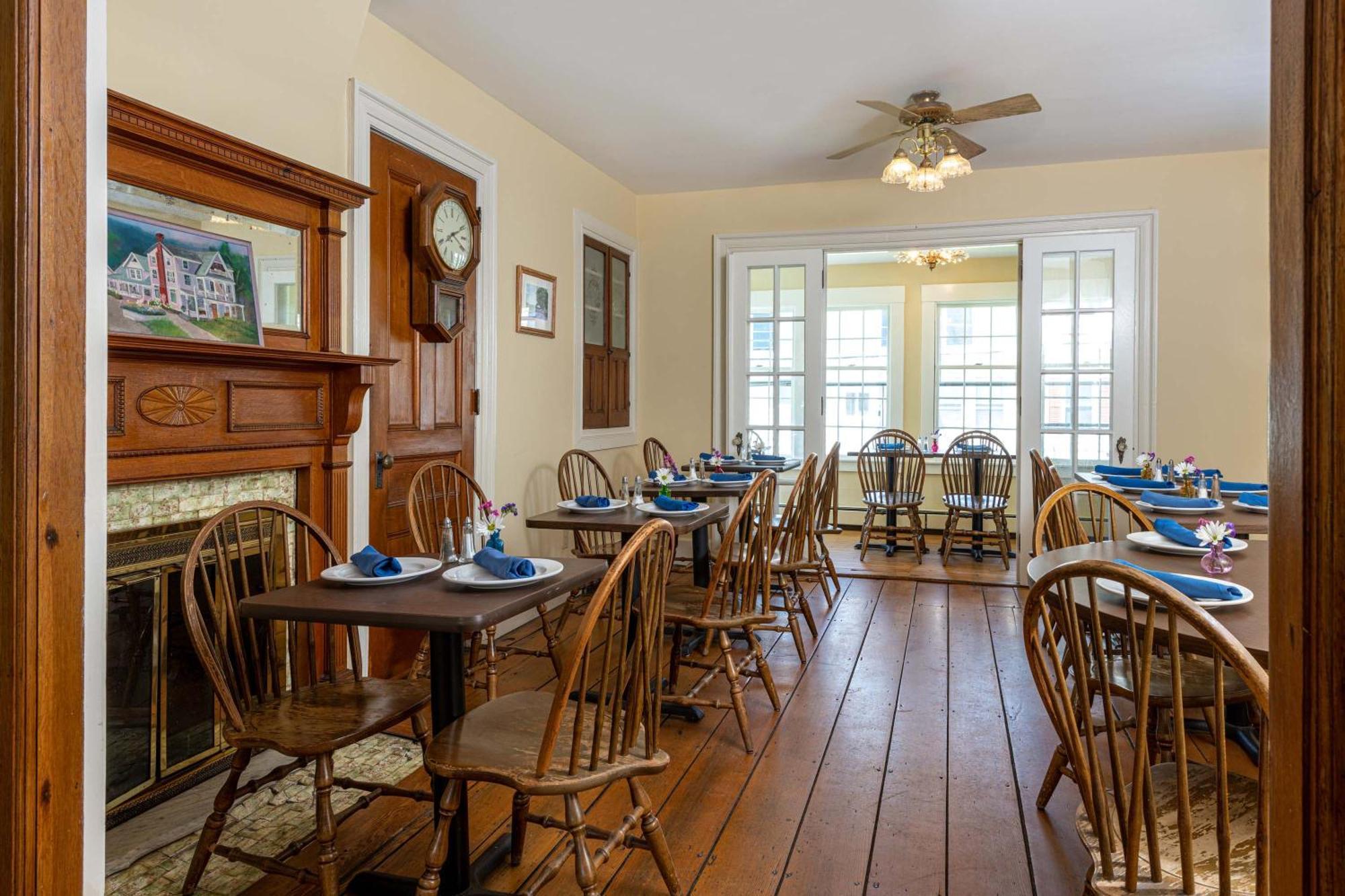 واتربوري Old Stagecoach Inn المظهر الخارجي الصورة